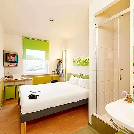 Ibis Budget Stare Szálloda *