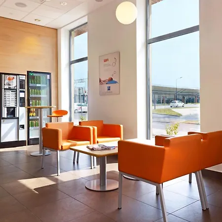 Отель Ibis Budget Stare